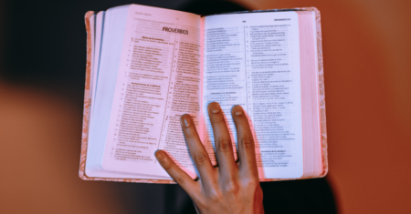 Como Ler a Bíblia: Dicas para Entender e Aplicar as Escrituras